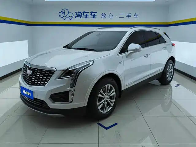 CADILLAC XT5
