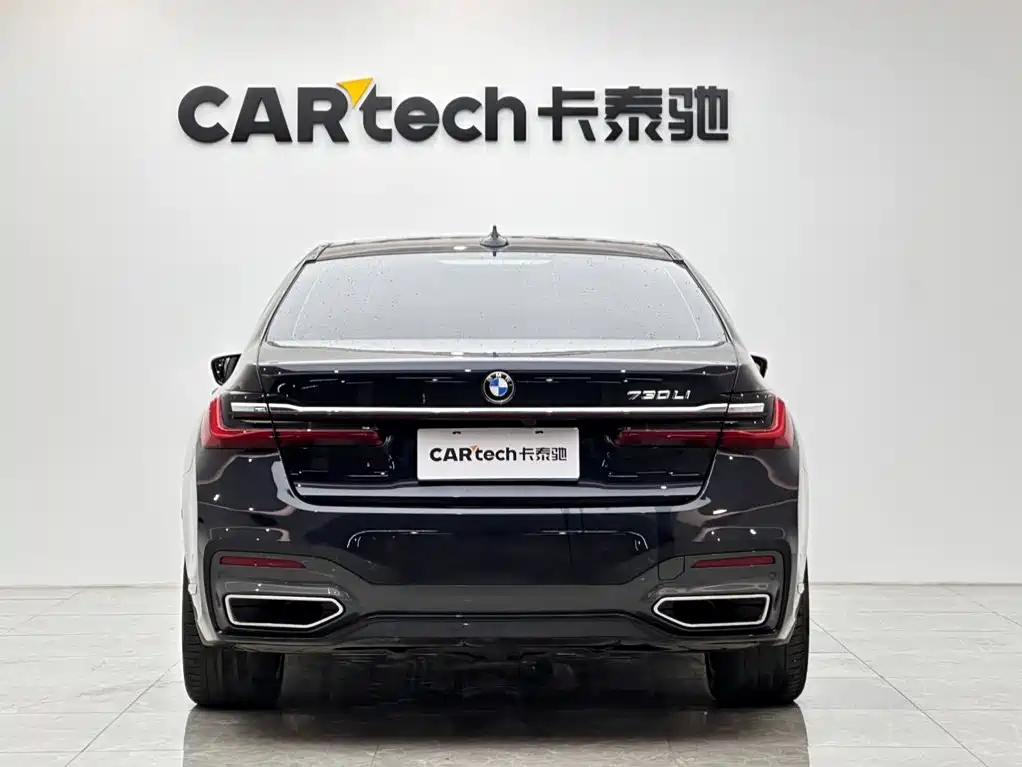 BMW 7 Series — миниатюра 4