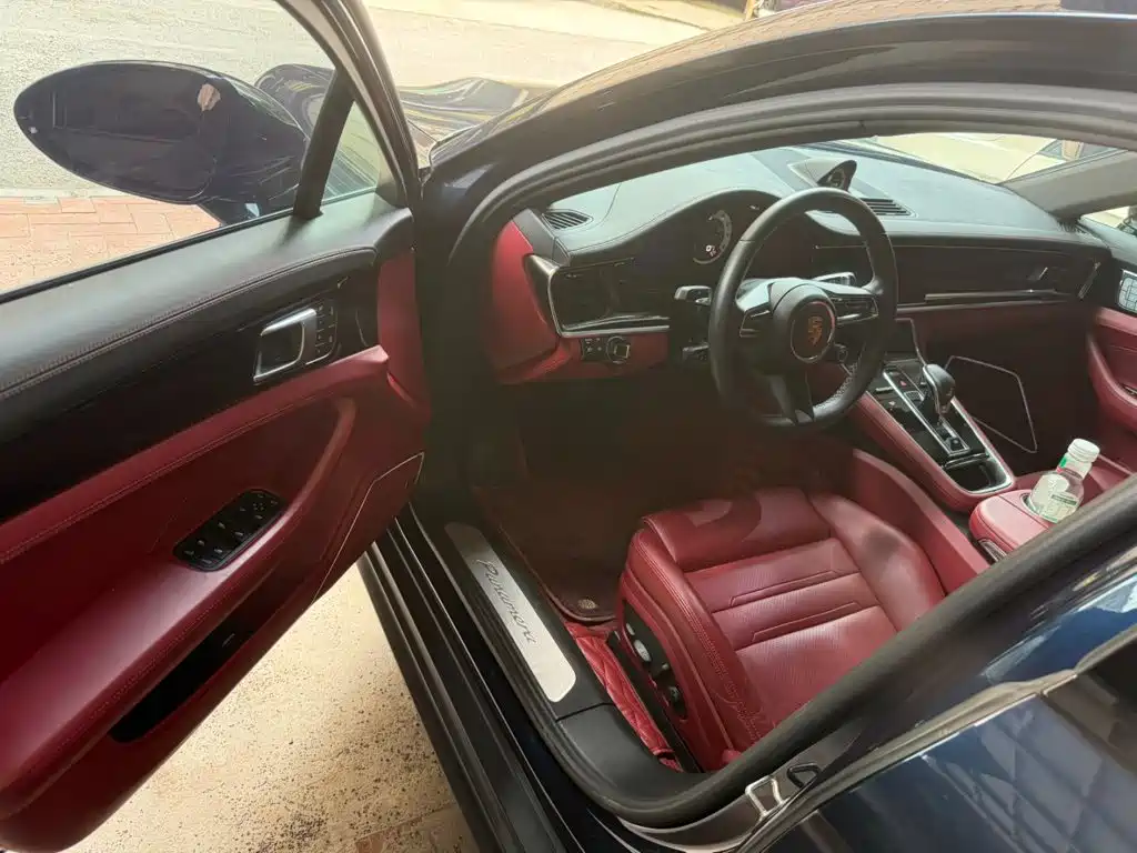Porsche Panamera — миниатюра 4