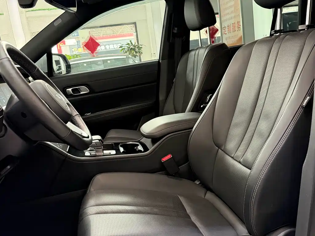 Li Auto ONE 2020 6 мест