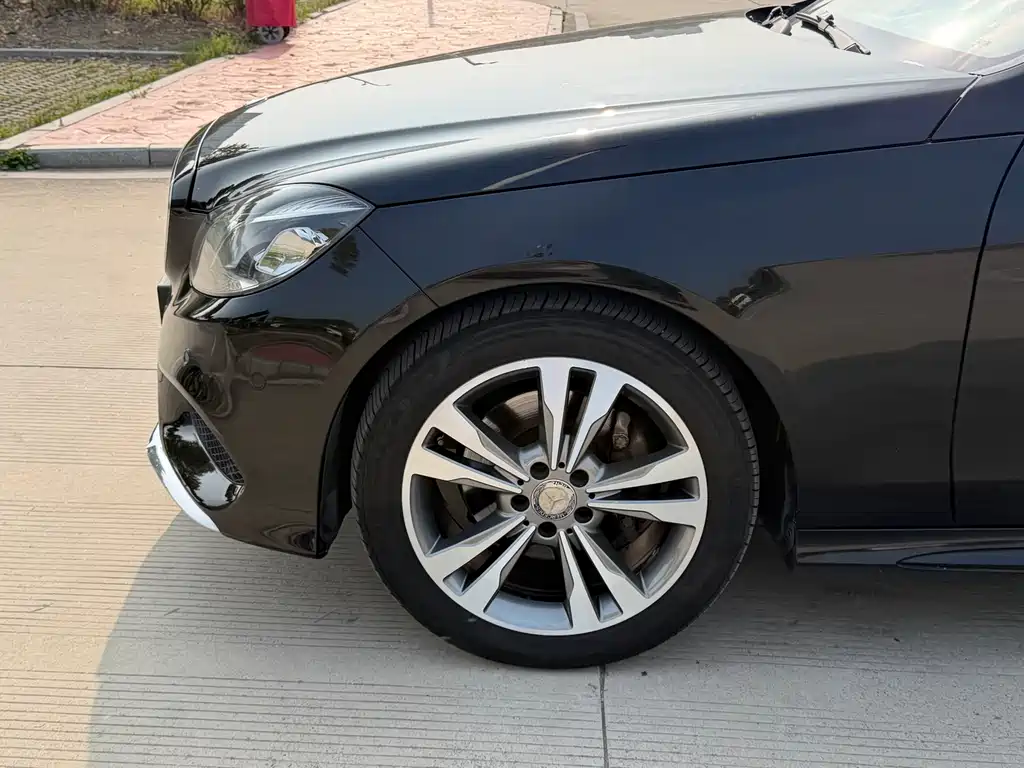 Mercedes-Benz E-Class E 2015 E 260 L Sport