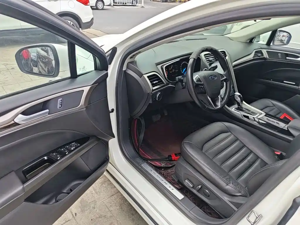 Ford Mondeo — миниатюра 16