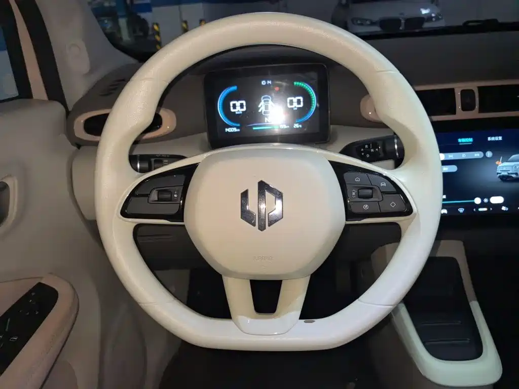 Leapmotor Leapmotor T03 — миниатюра 11