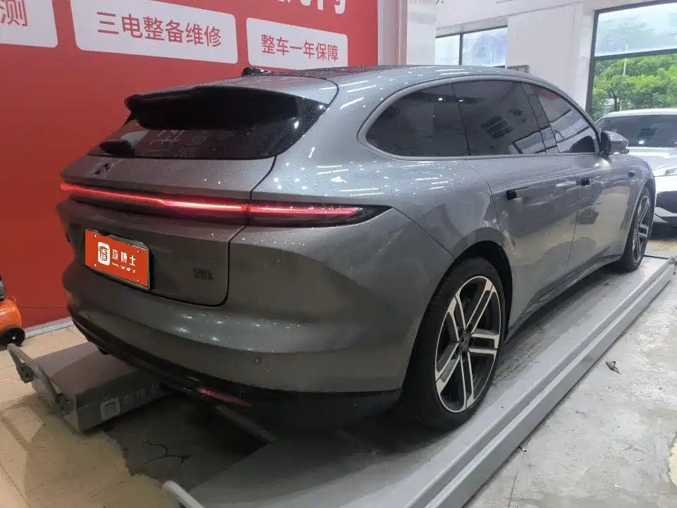 NIO ET5T 2025 Champion 75kWh Touring