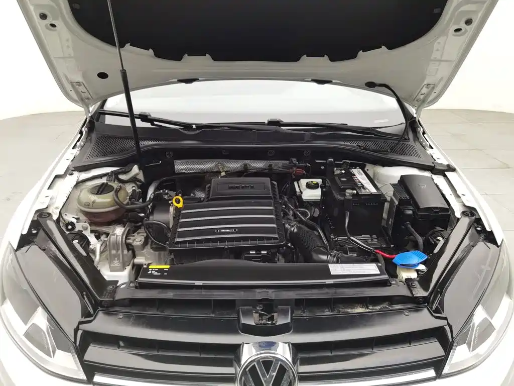 Volkswagen Golf — миниатюра 6