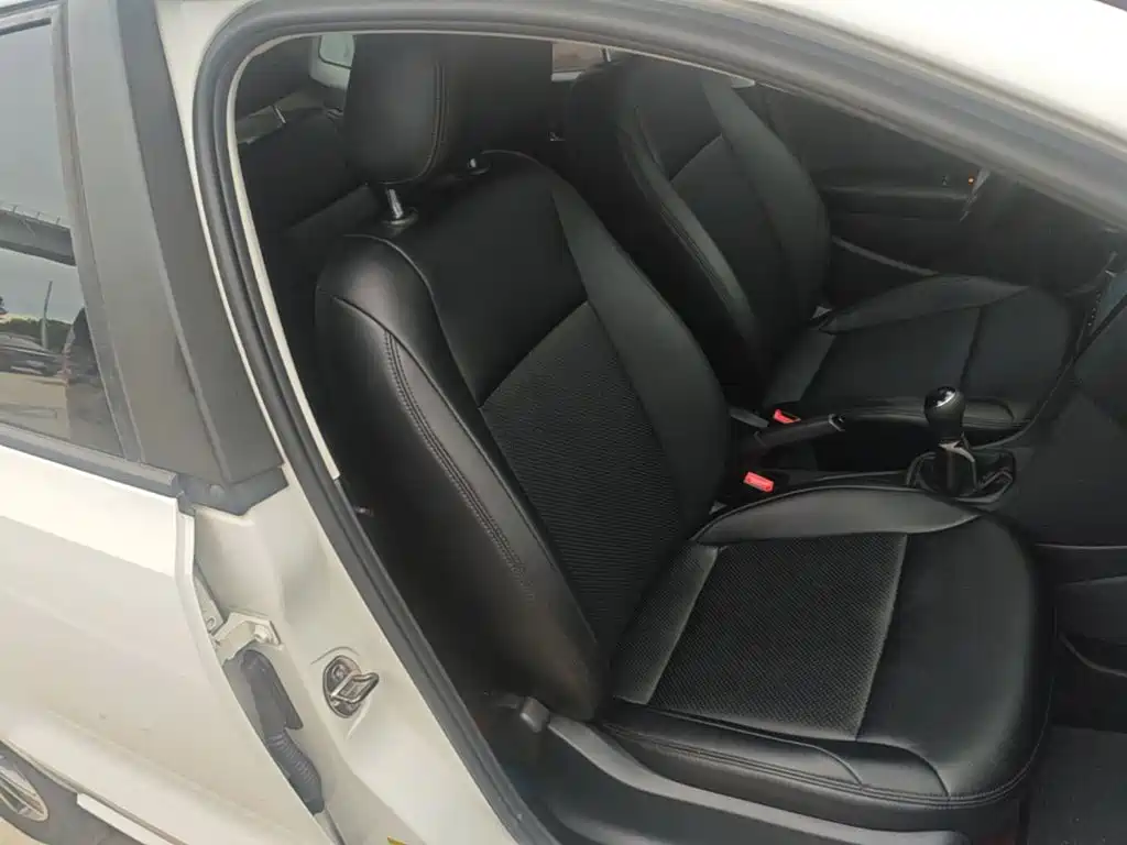 Volkswagen Polo — миниатюра 25