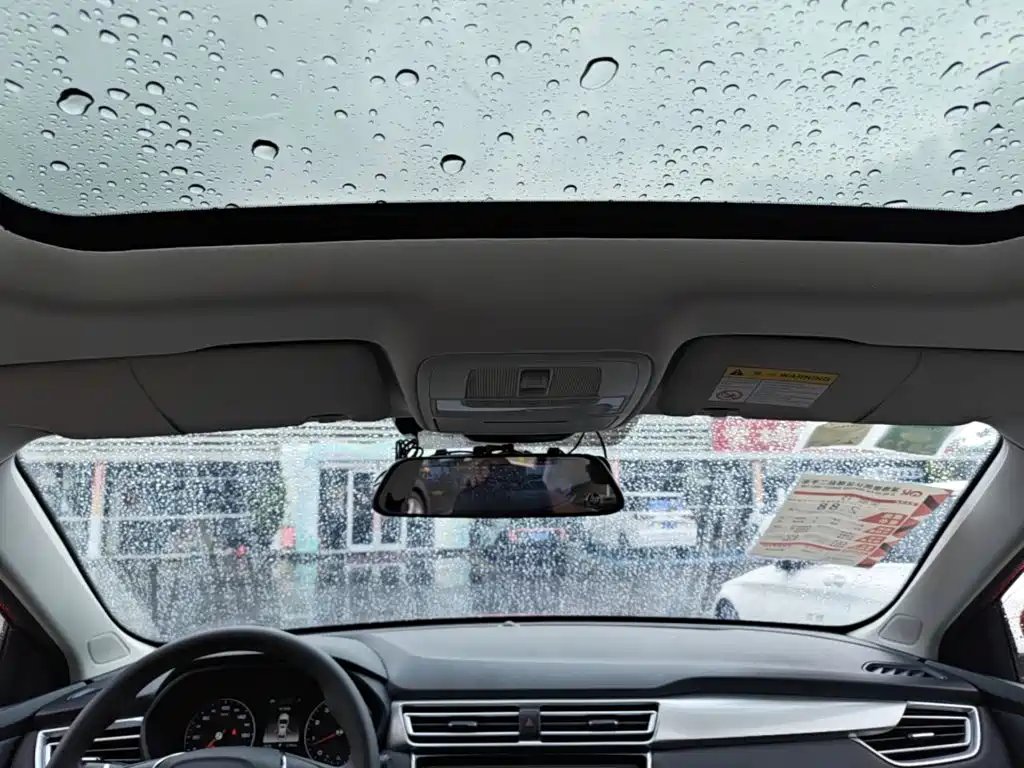 Roewe i5 — миниатюра 18
