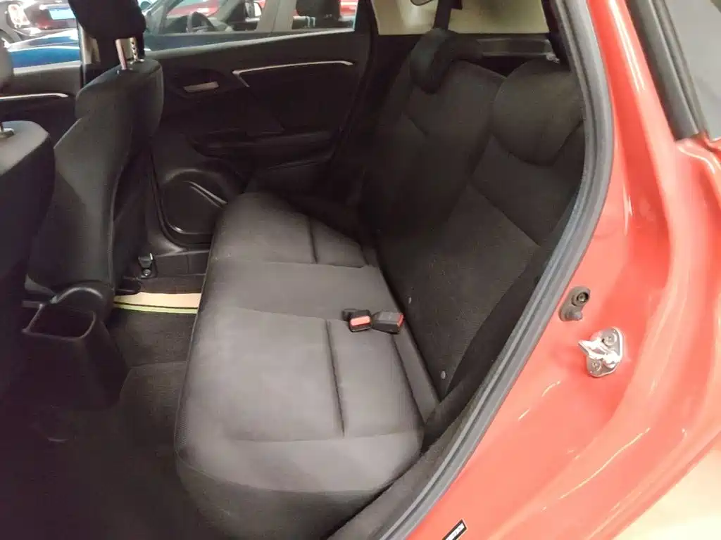 Honda Fit — миниатюра 17