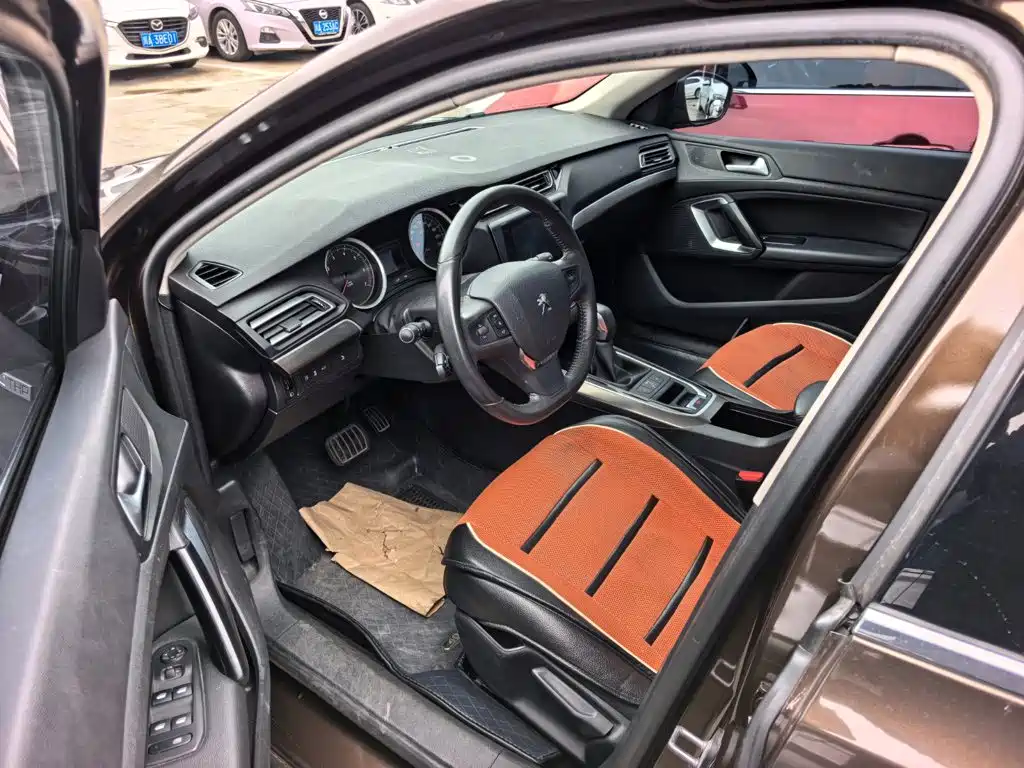 Peugeot 408 — миниатюра 7