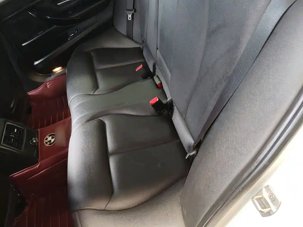 BMW 3 Series — миниатюра 17