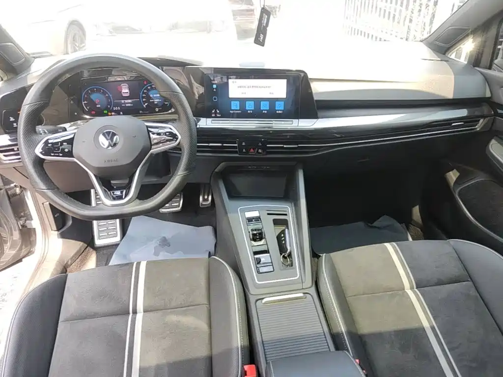Volkswagen Golf — миниатюра 10