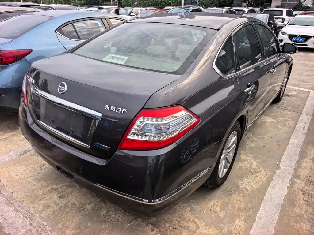 Nissan Teana — миниатюра 5