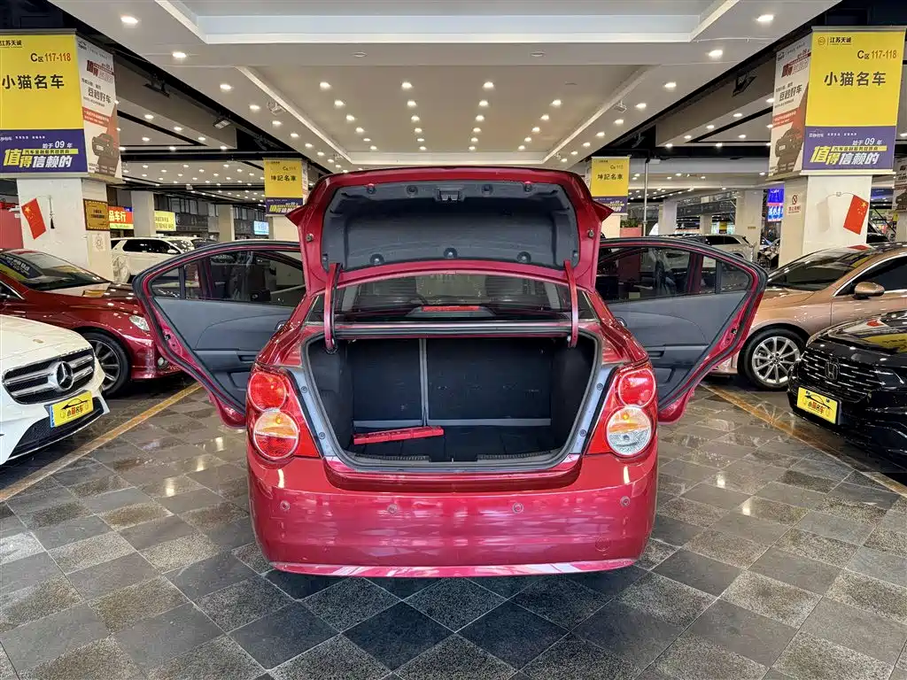 Chevrolet Aveo — миниатюра 21