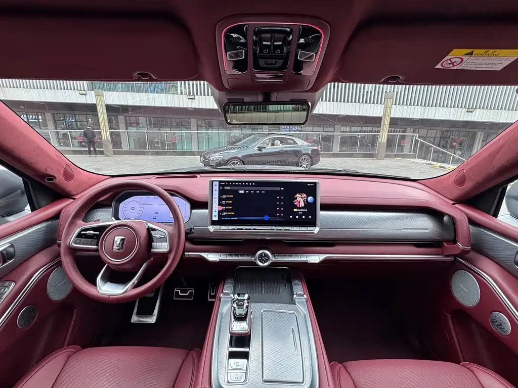 TANK TANK 700 NEW ENERGY