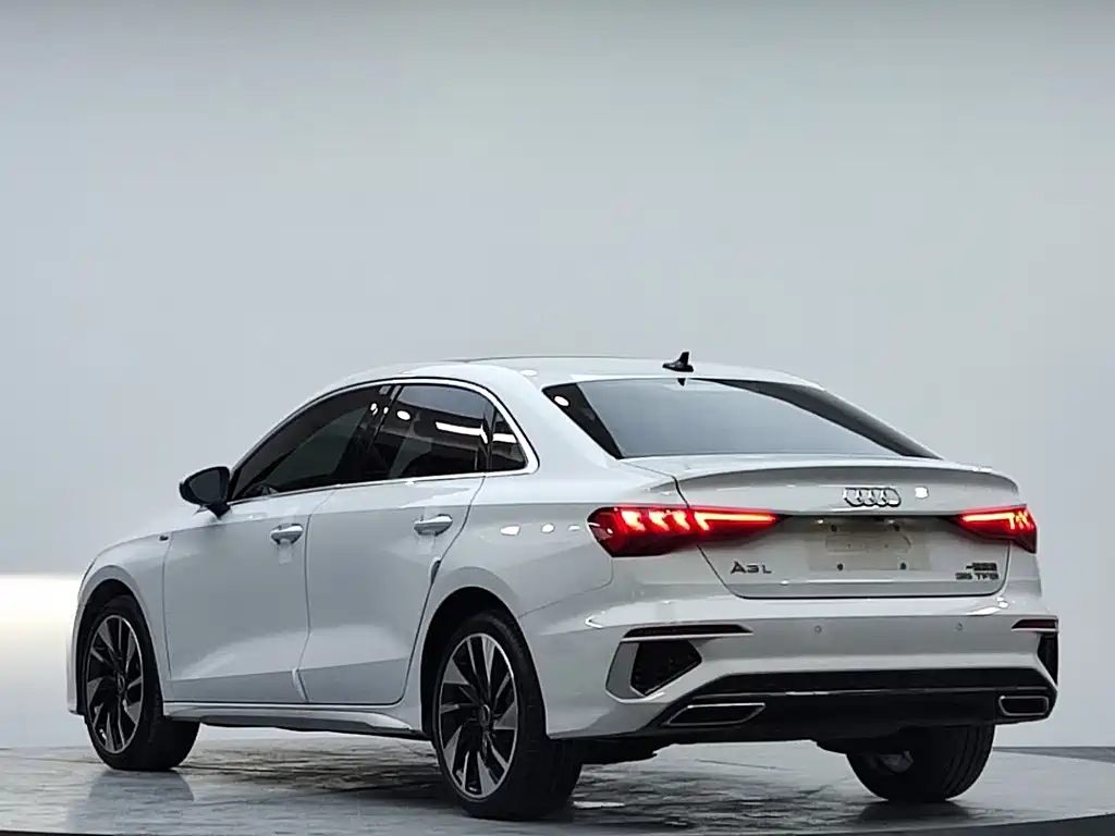 Audi A3 A3L Limousine 35 TFSI Fashion Sport Type, фото 5