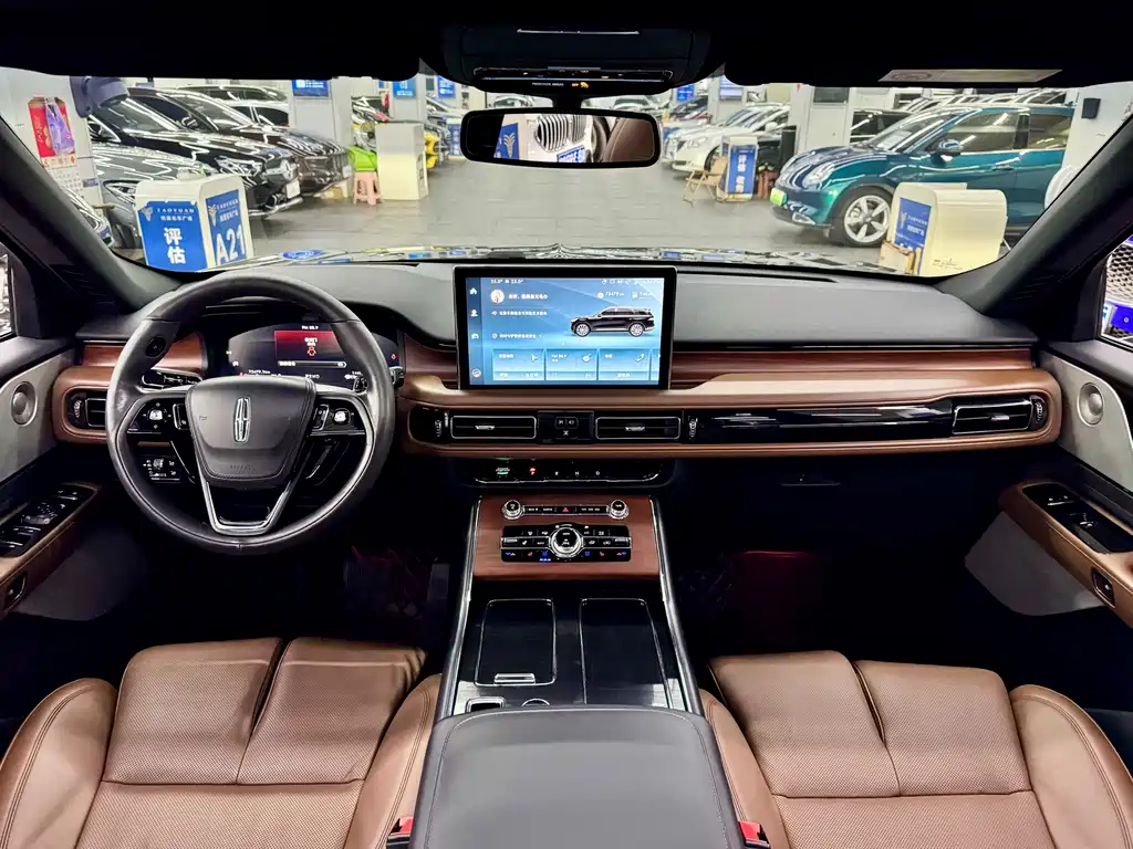 Lincoln Aviator — миниатюра 12
