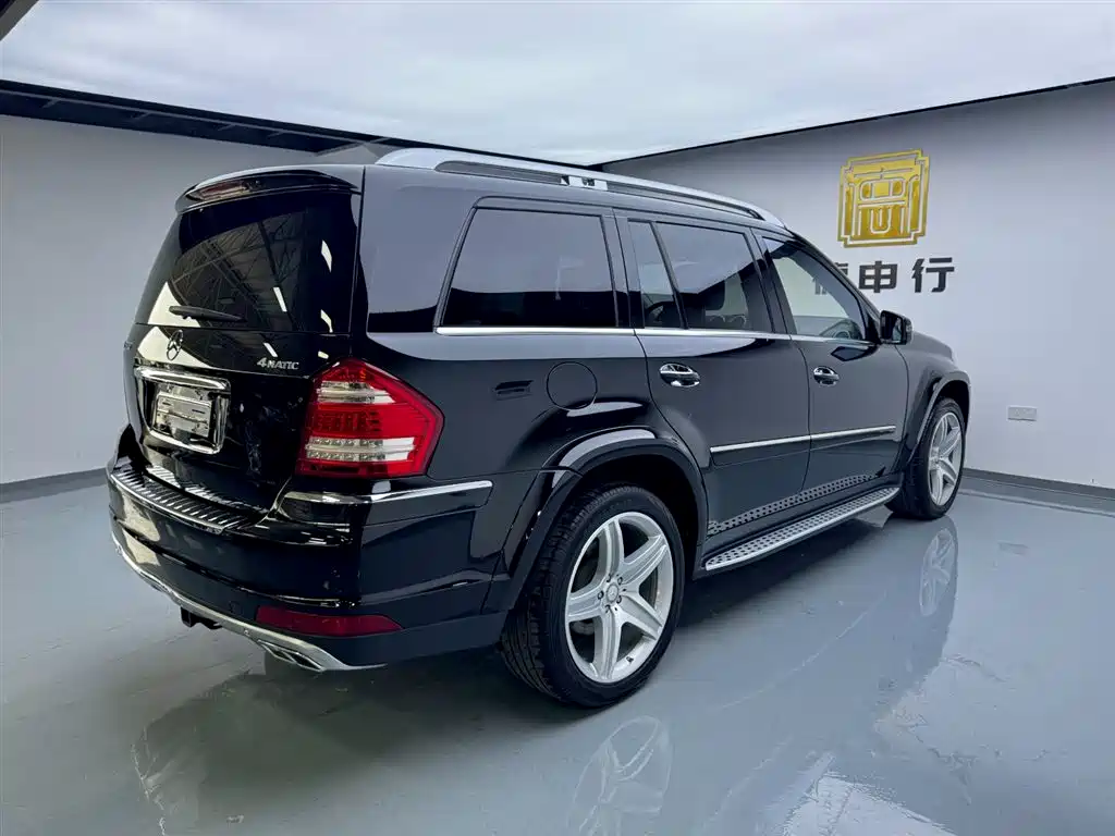 Mercedes-Benz GL 2010 GL 550 4MATIC