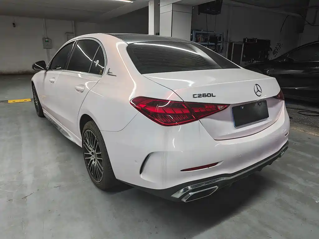 Mercedes-Benz C-Class — миниатюра 6