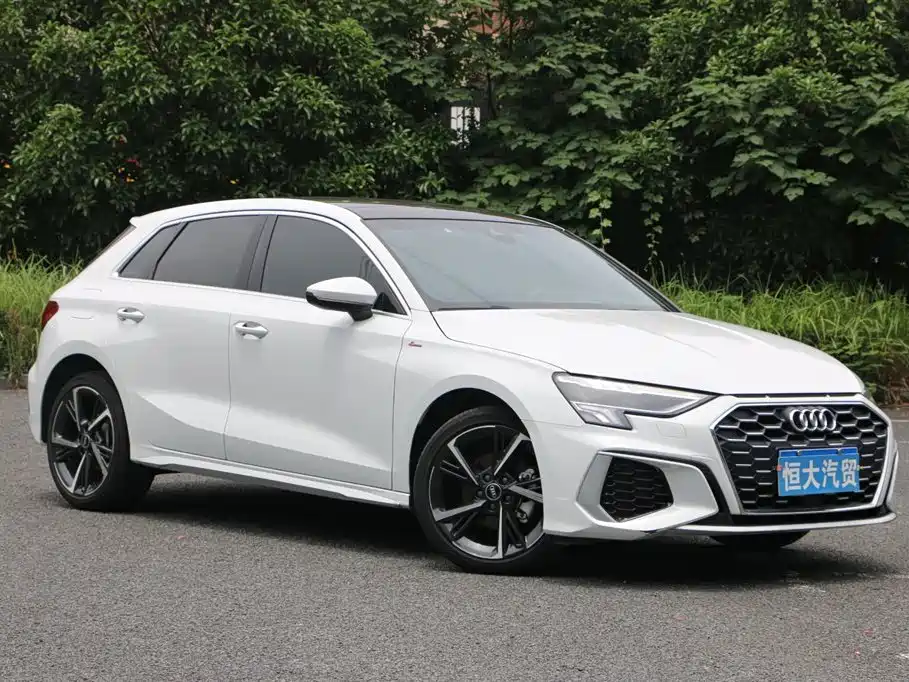 Audi A3 2023 Sportback 35 TFSI Fashion Sport