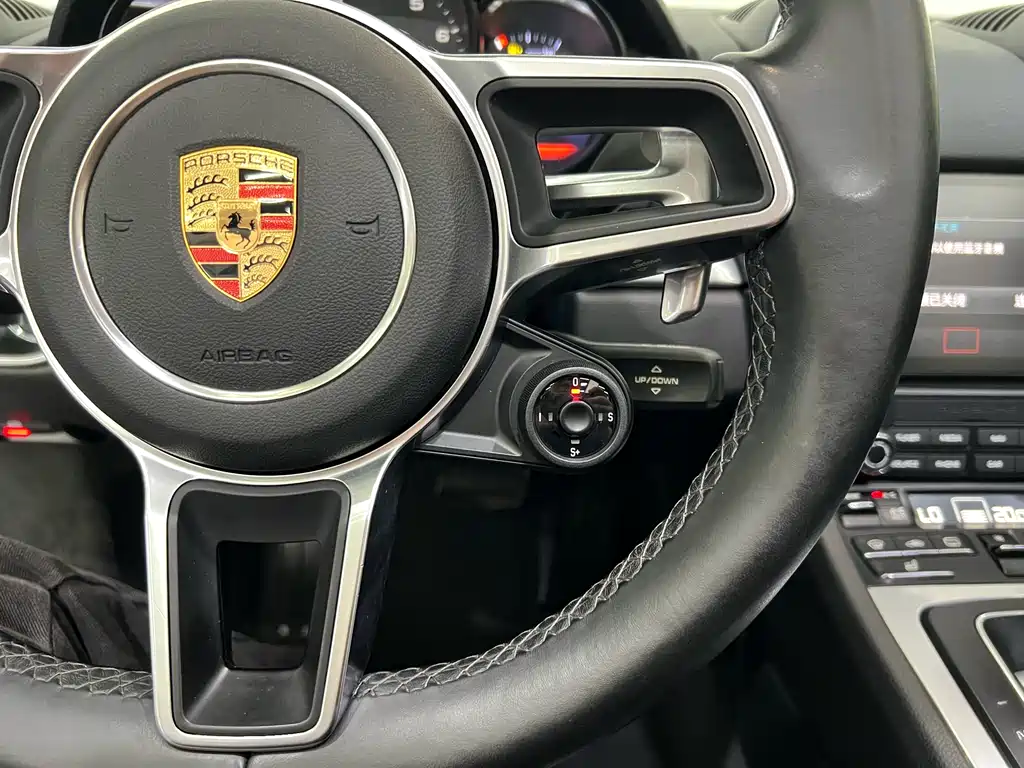 Porsche 718 2018 Boxster 2.0T