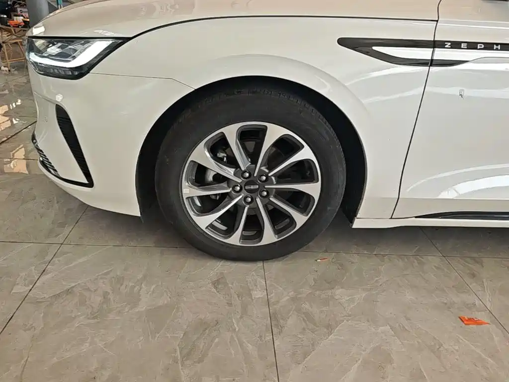 Lincoln Z — миниатюра 23