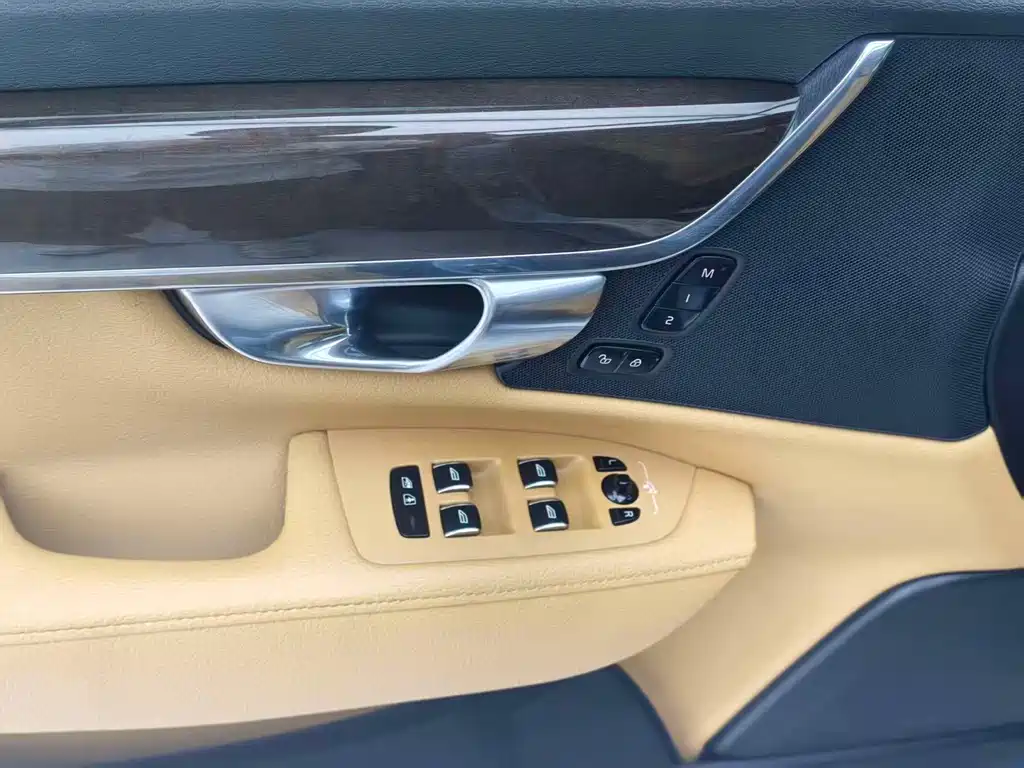 Volvo S90 — миниатюра 10