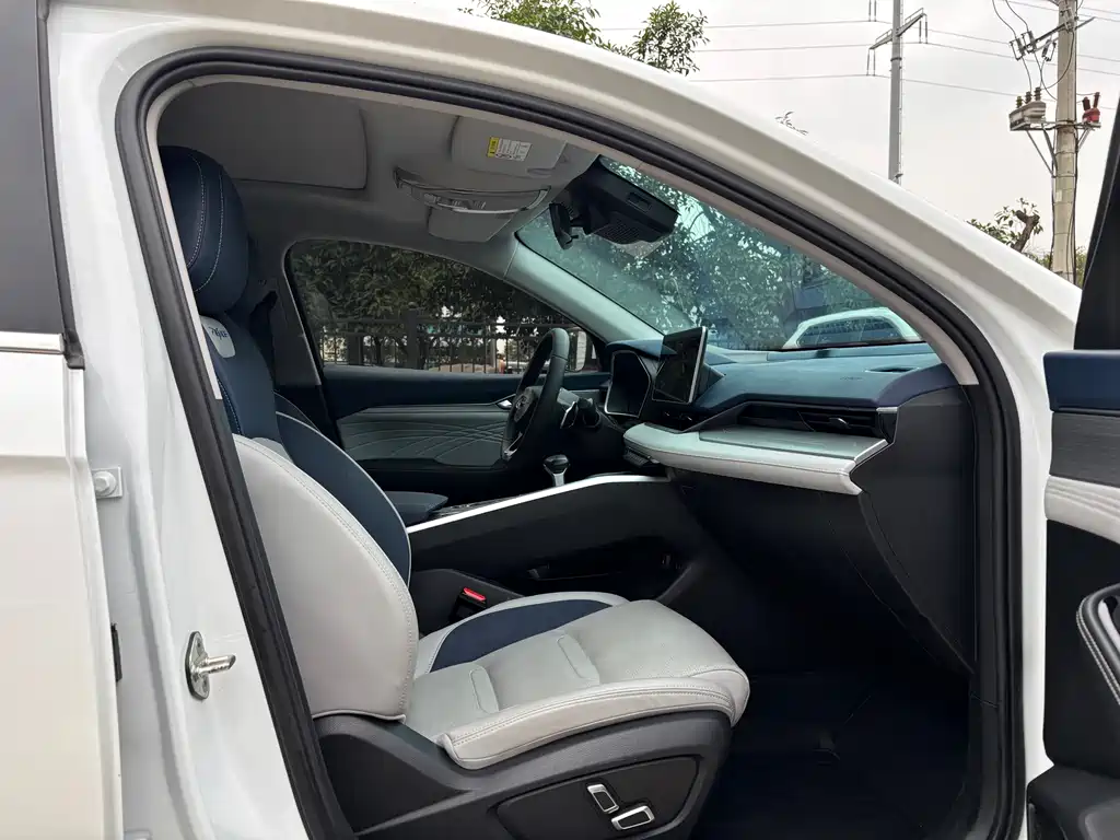 GEELY AUTOMOBILE XINGRUI