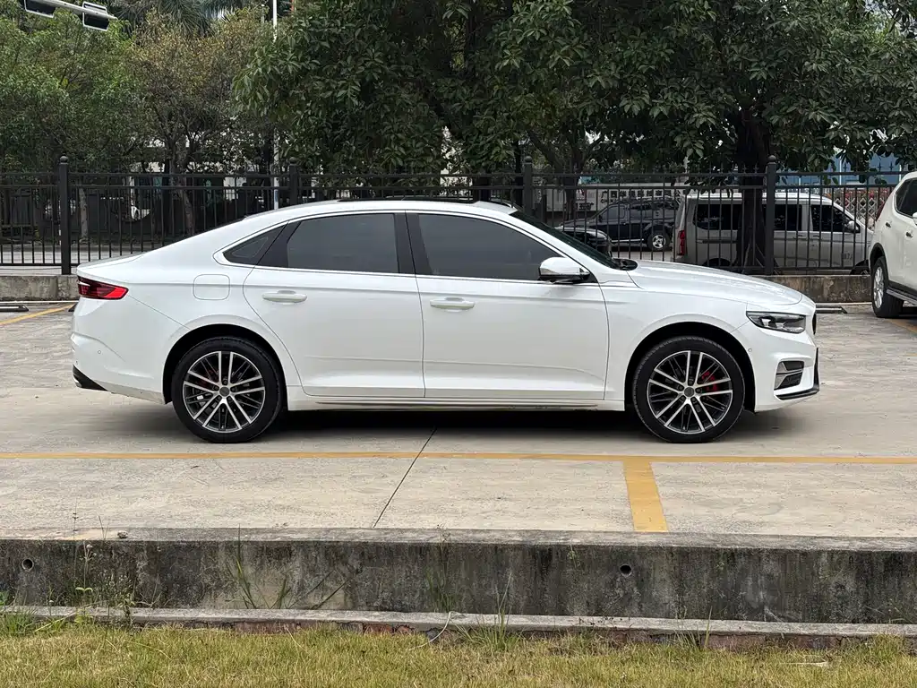 GEELY AUTOMOBILE XINGRUI