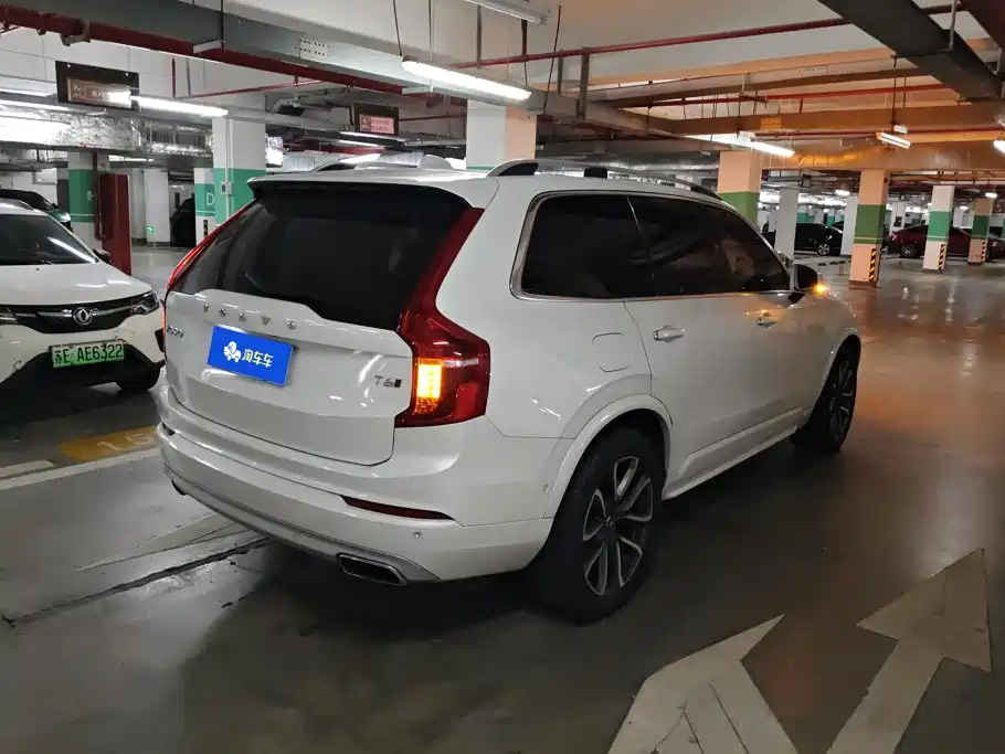 Volvo XC90 — миниатюра 3