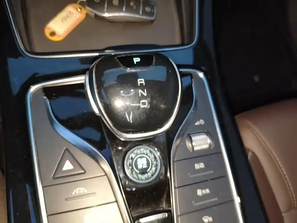 BYD MAX New Energy — миниатюра 14