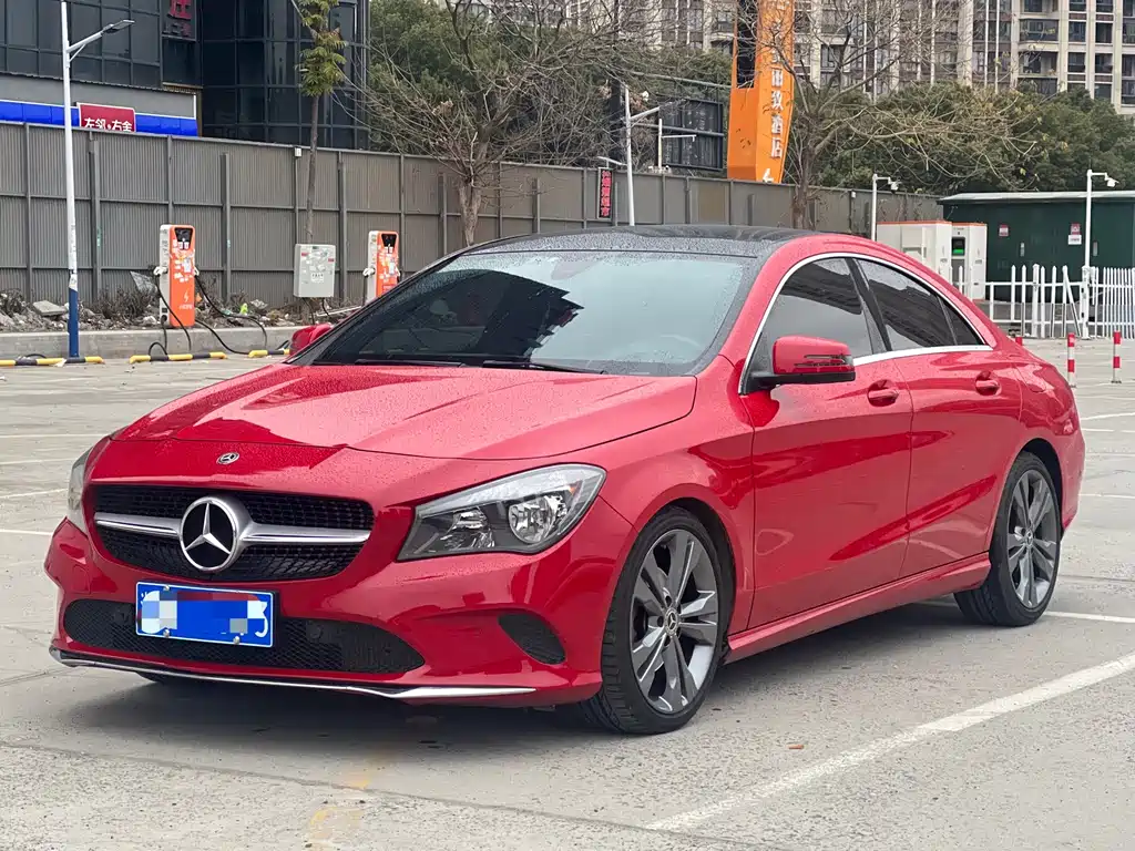MERCEDES-BENZ CLA