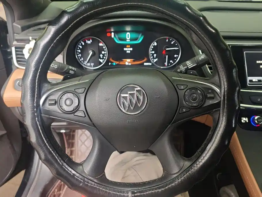 Buick LaCrosse — миниатюра 15