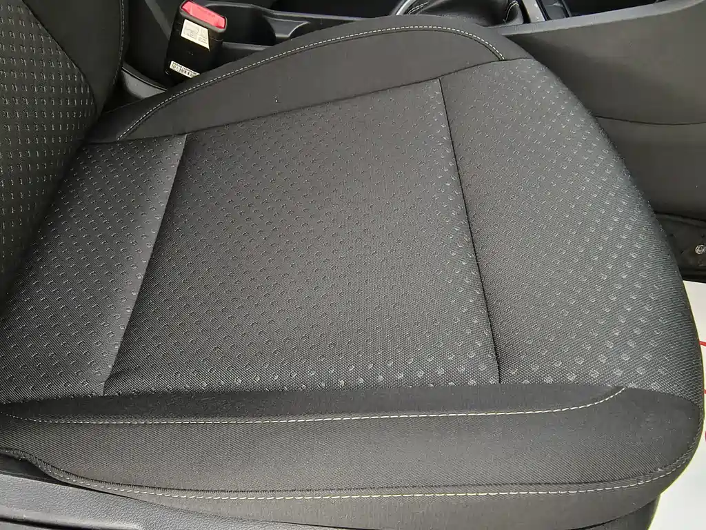 Hyundai Elantra — миниатюра 21