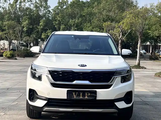 kia kx3-proud-run