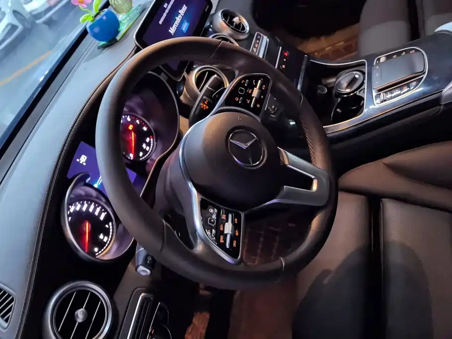 Mercedes-Benz GLC — миниатюра 15