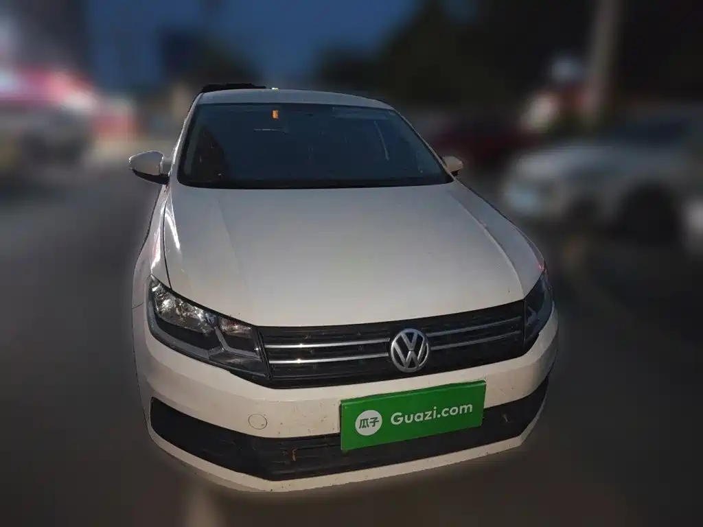 Volkswagen Santana — миниатюра 2