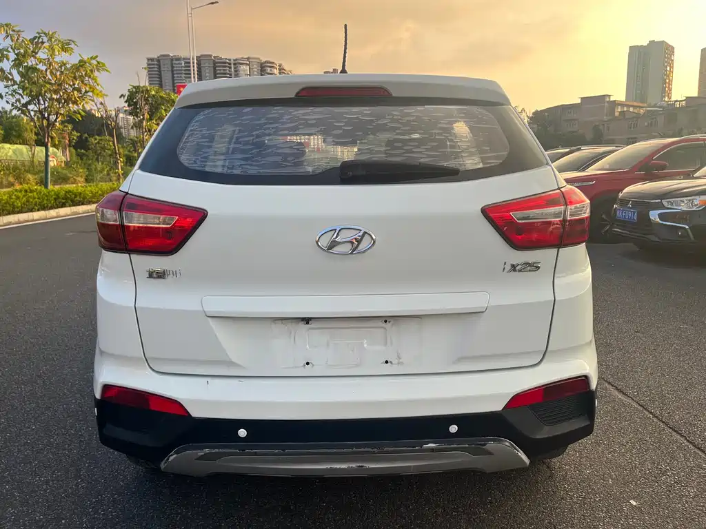 Hyundai ix25 — миниатюра 3