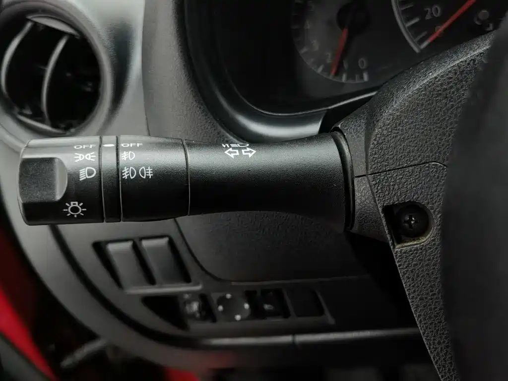Nissan Sunny — миниатюра 21