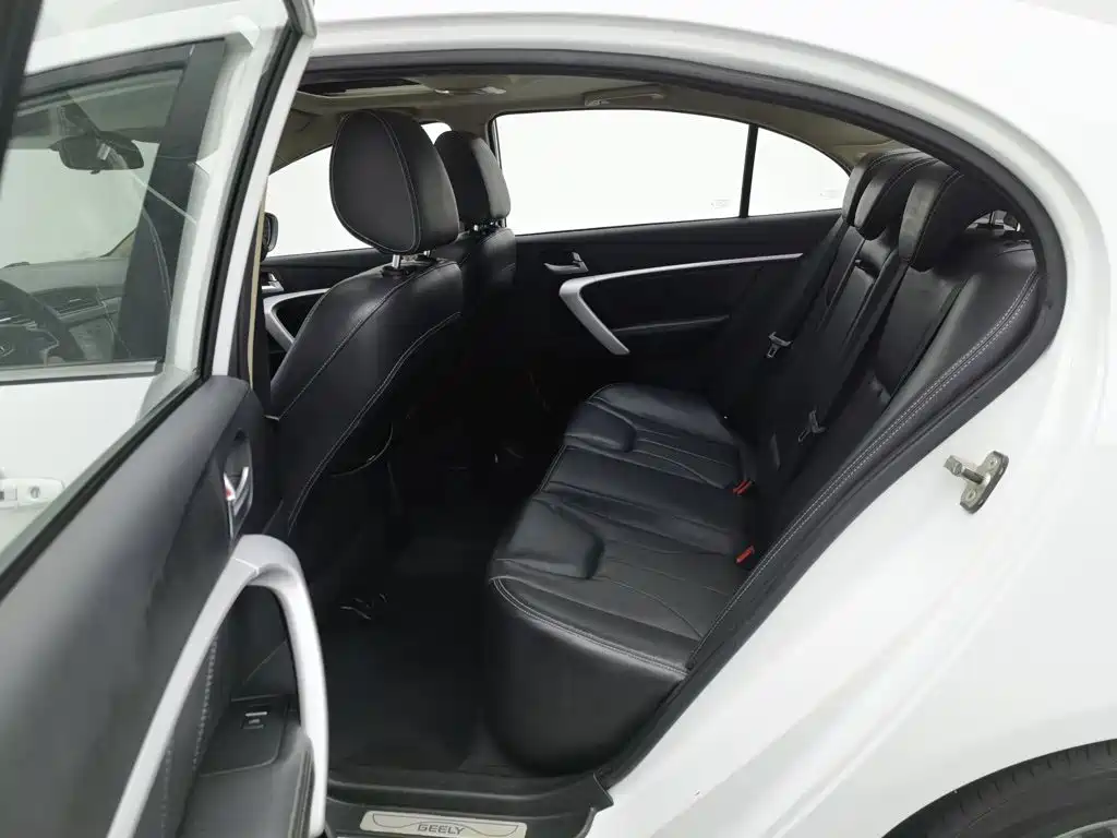 Geely Emgrand — миниатюра 15