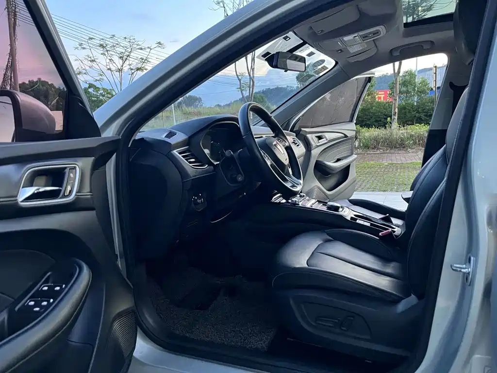 Roewe Ei5 — миниатюра 13
