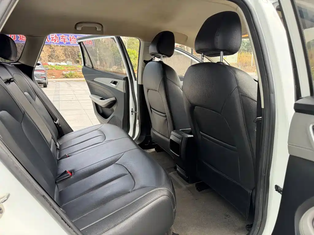 Roewe Ei5 — миниатюра 9