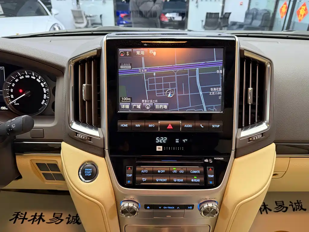 Toyota Land Cruiser 2016 4.0L AT VX-R