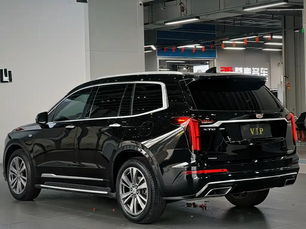 Cadillac XT6 2020 28T мест Luxury
