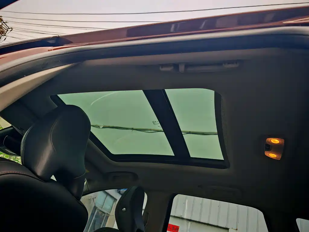 Volvo XC60 — миниатюра 7