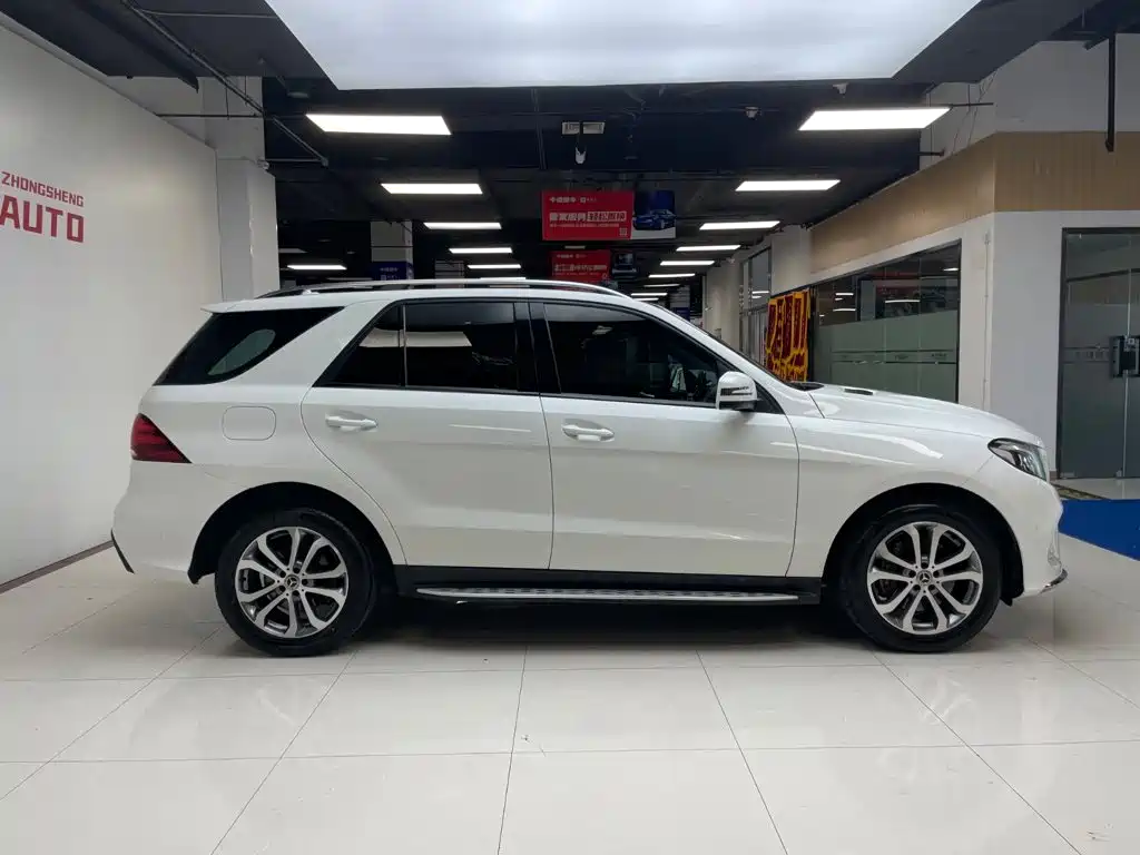 Mercedes-Benz GLE Import