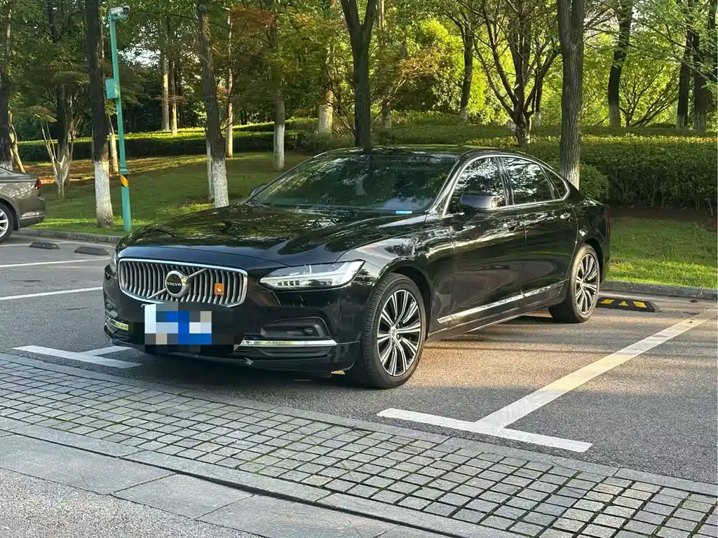 Volvo S90 2021 B5 Luxury