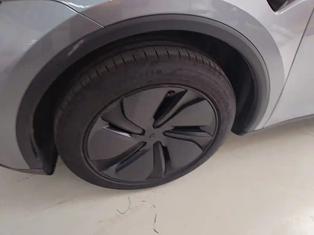 Tesla Model Y — фотографии объявления, Фото 24