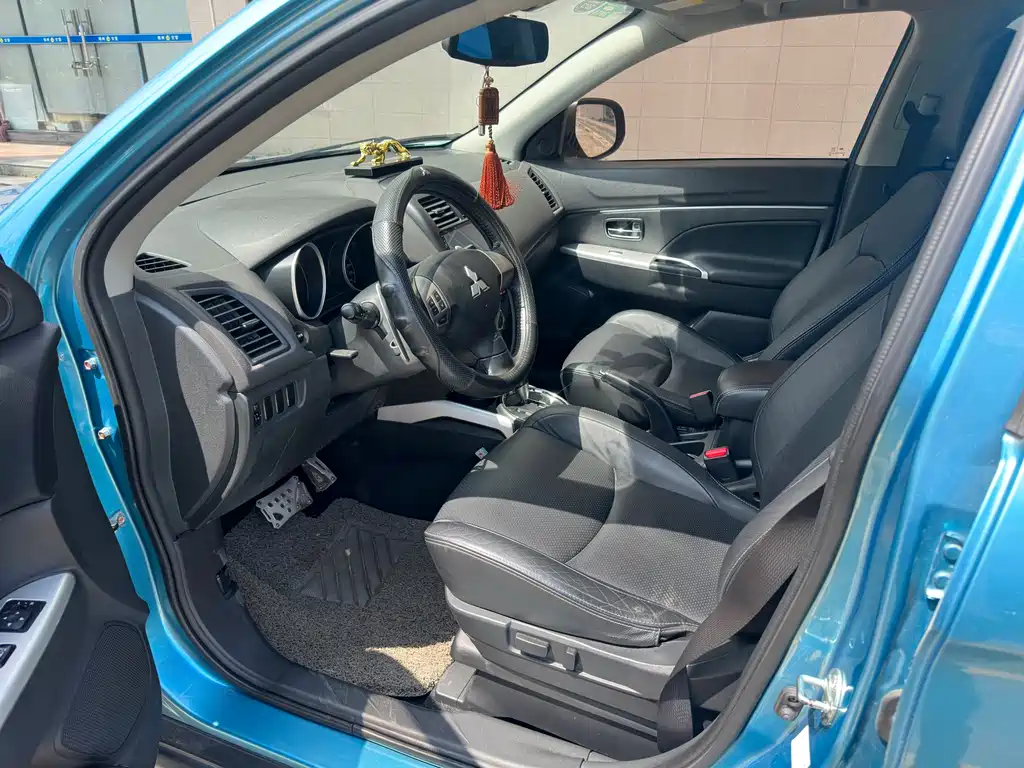 Mitsubishi ASX — миниатюра 4