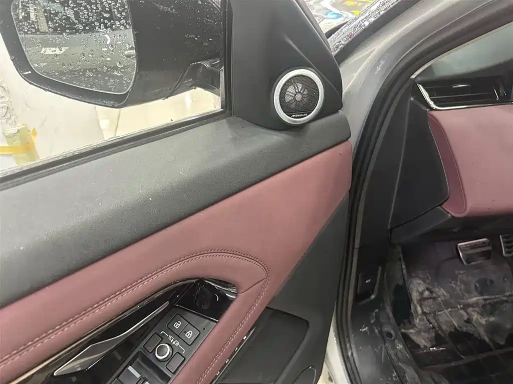 Land Rover Range Rover Evoque 2024 L SE