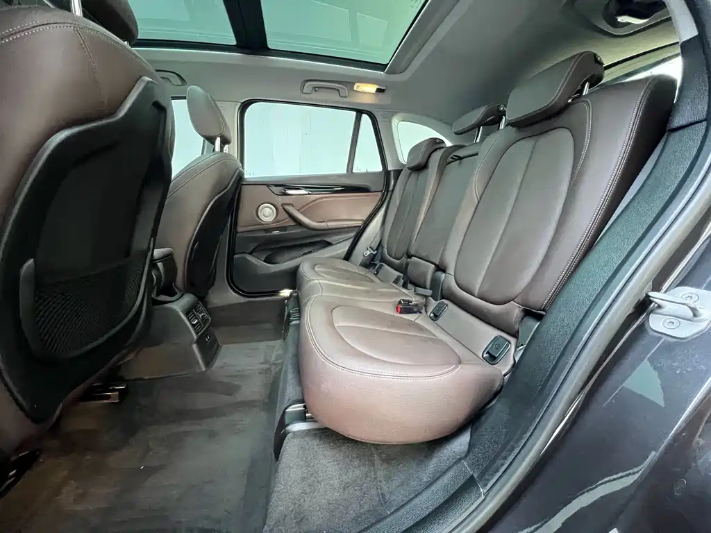 BMW X1 — миниатюра 19
